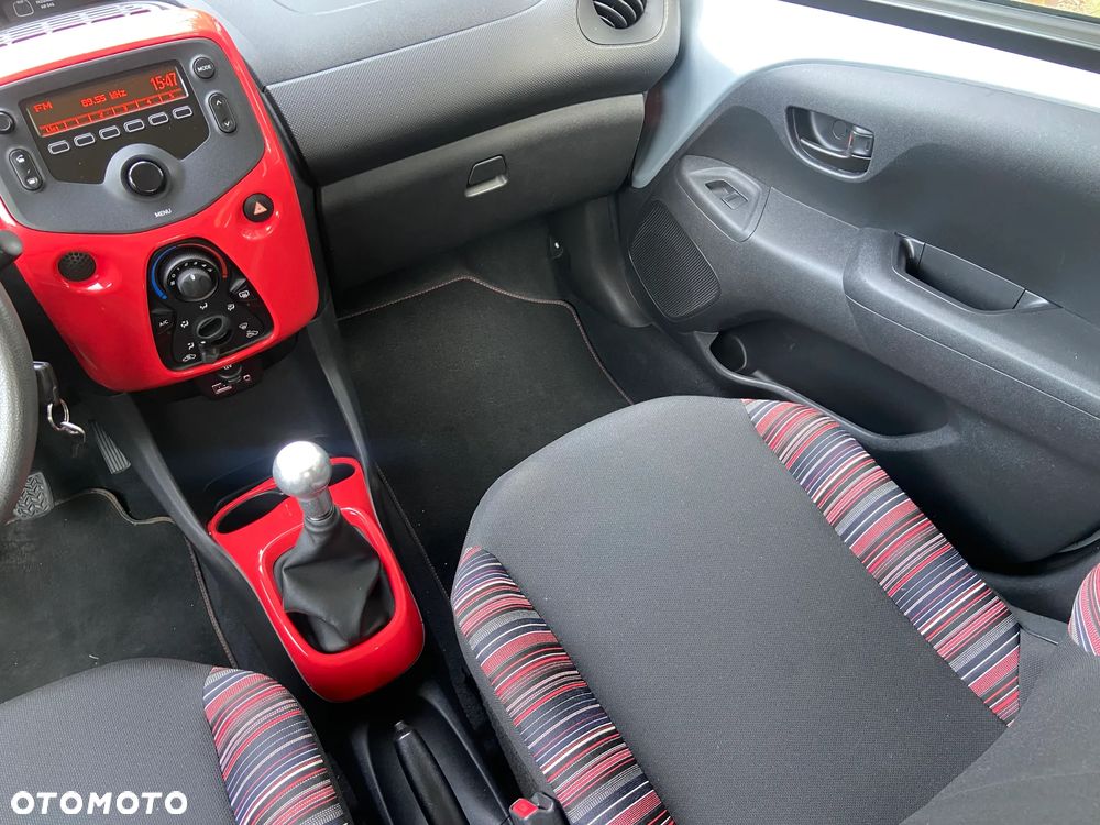 Citroën C1 AIRSCAPE PureTech 82 Shine - 22