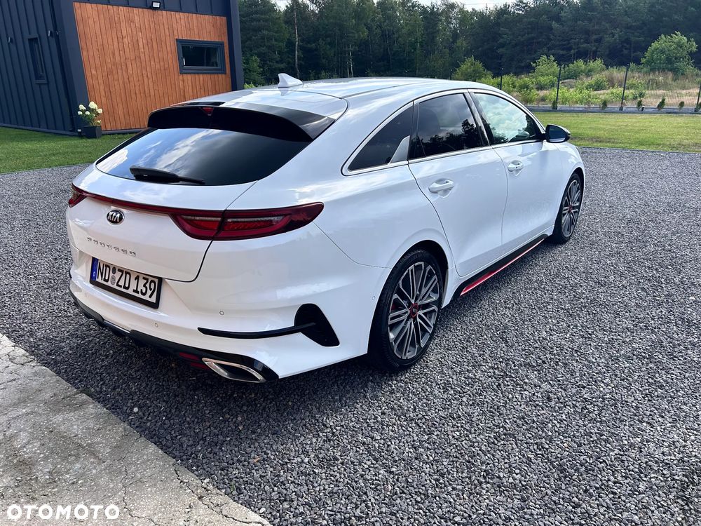 Kia ProCeed 1.6 T-GDI GT DCT - 4