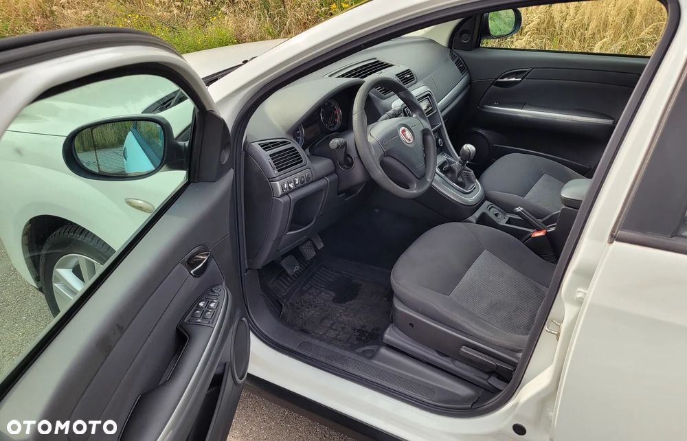 Fiat Croma 1.9 JTD Active - 10