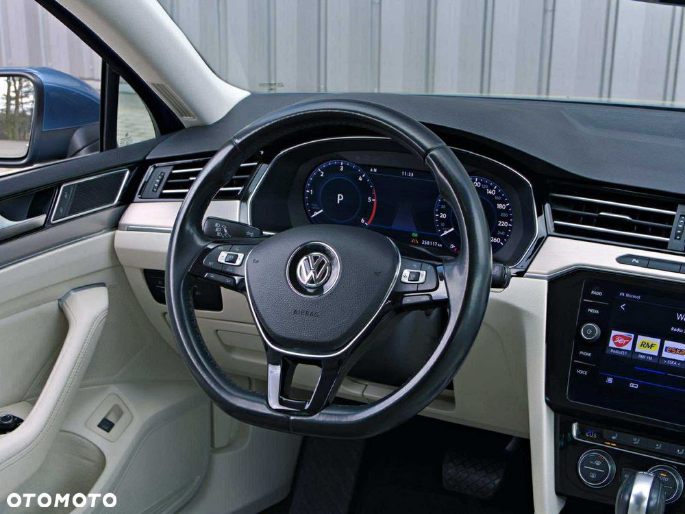 Volkswagen Passat 2.0 TDI BMT Highline DSG - 5