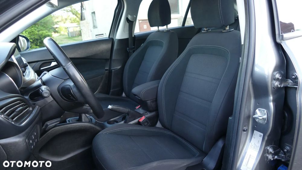 Fiat Tipo 1.4 16v Lounge EU6d - 7