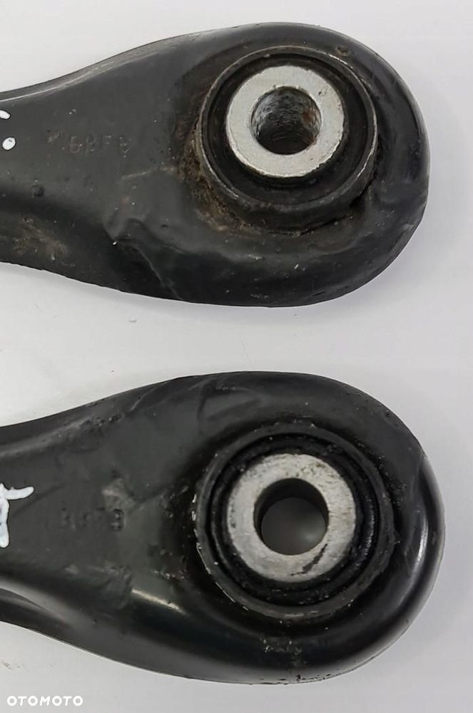 WAHACZ TYŁ TYLNY VOLVO V40 II - 3