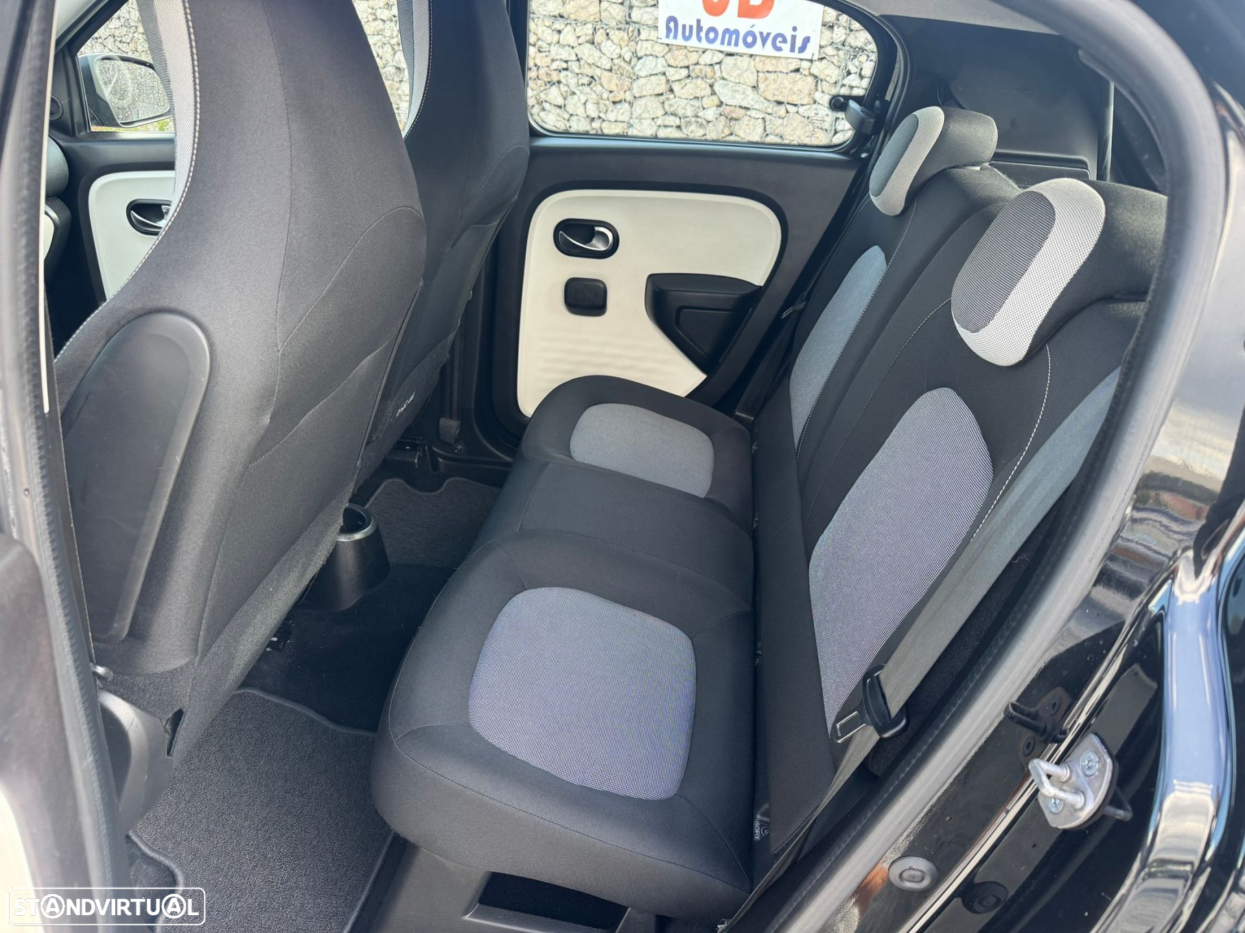 Renault Twingo 0.9 TCe EDC - 12