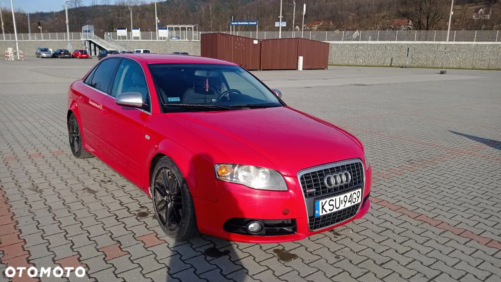 Audi A4 Limousine - 4