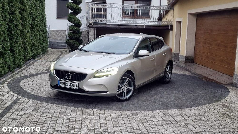Volvo V40 - 1