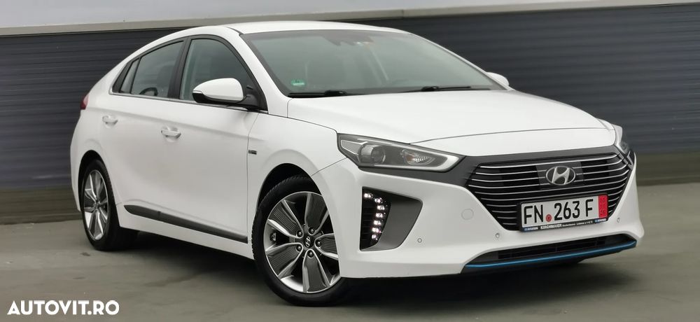 Hyundai IONIQ 1.6 GDI Premium - 33