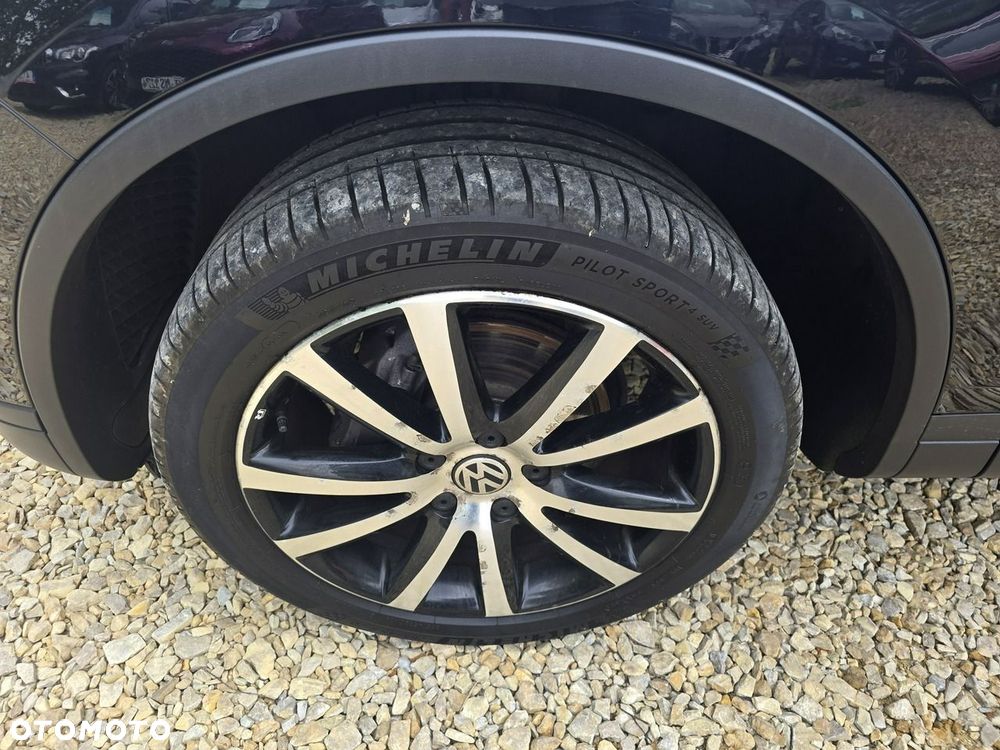 Volkswagen Touareg 3.0 V6 TDI BMT Business Line - 22