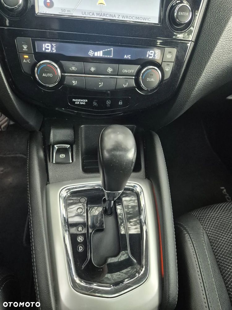 Nissan Qashqai 1.6 DCi Tekna+ Xtronic - 16