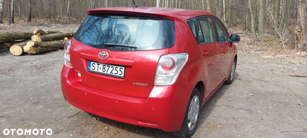 Toyota Verso 1.6 Luna - 9