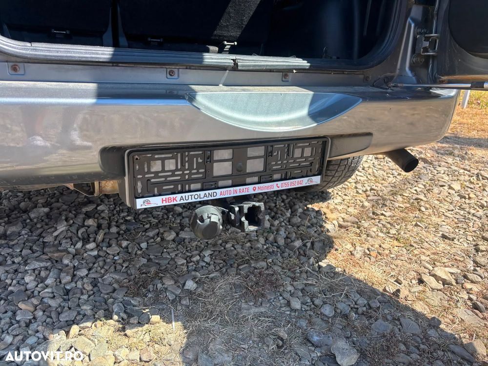 Suzuki Grand Vitara 1.9 DDiS Comfort + DPF Family - 14