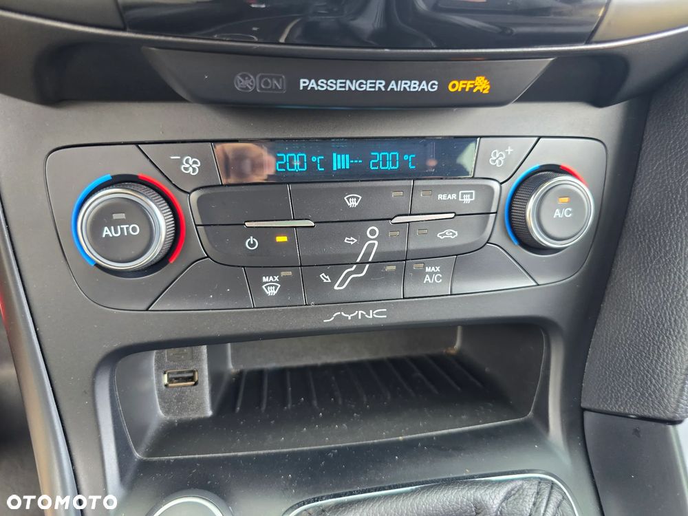 Ford Focus - 35