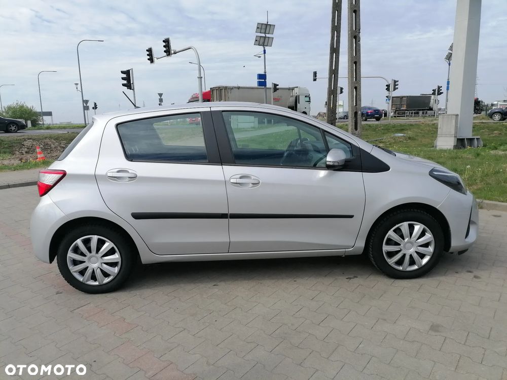 Toyota Yaris 1.0 Active - 5