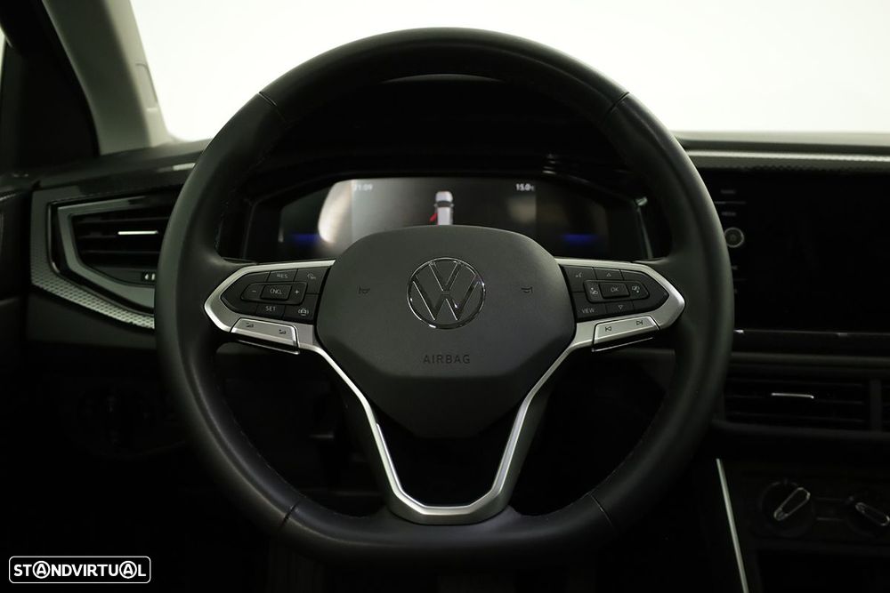 VW Taigo 1.0 TSI Urban DSG - 14