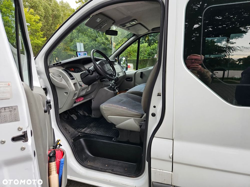 Renault Trafic - 13