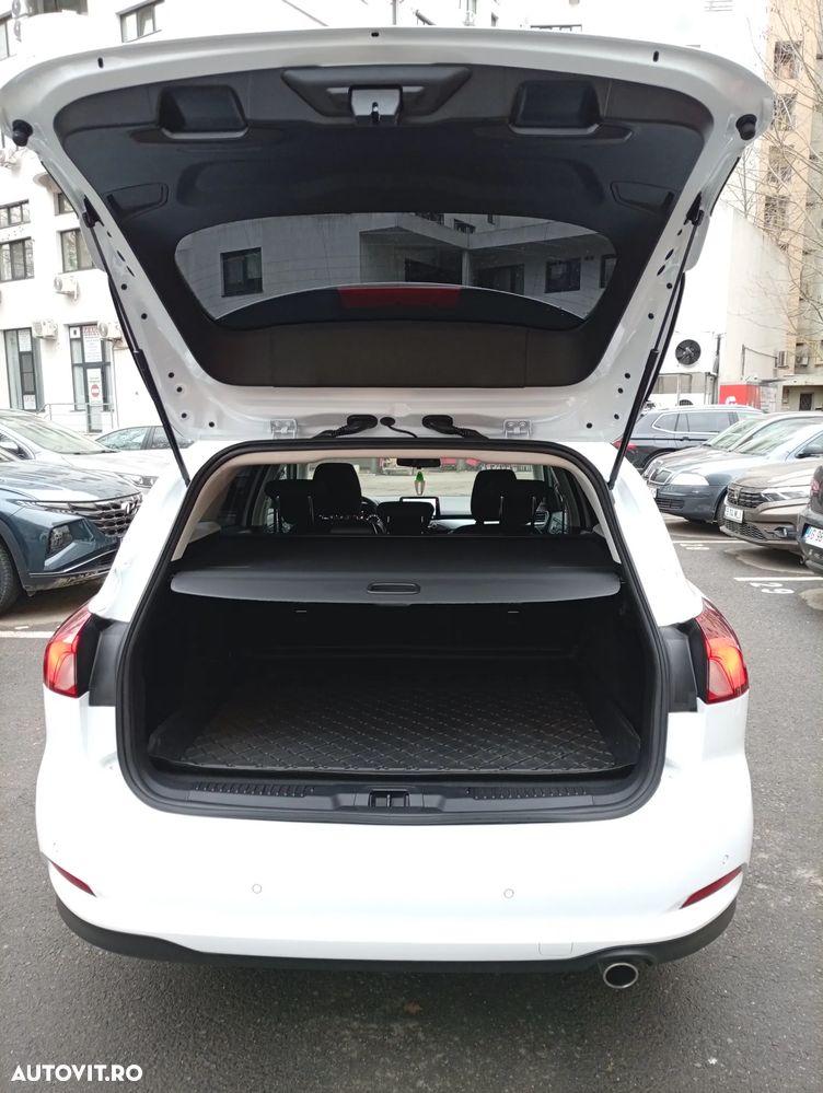 Ford Focus 1.5 EcoBlue Active Business - 14