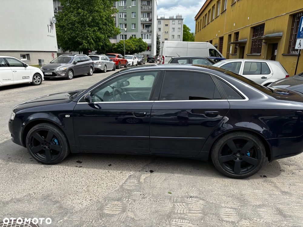 Audi A4 Limousine
