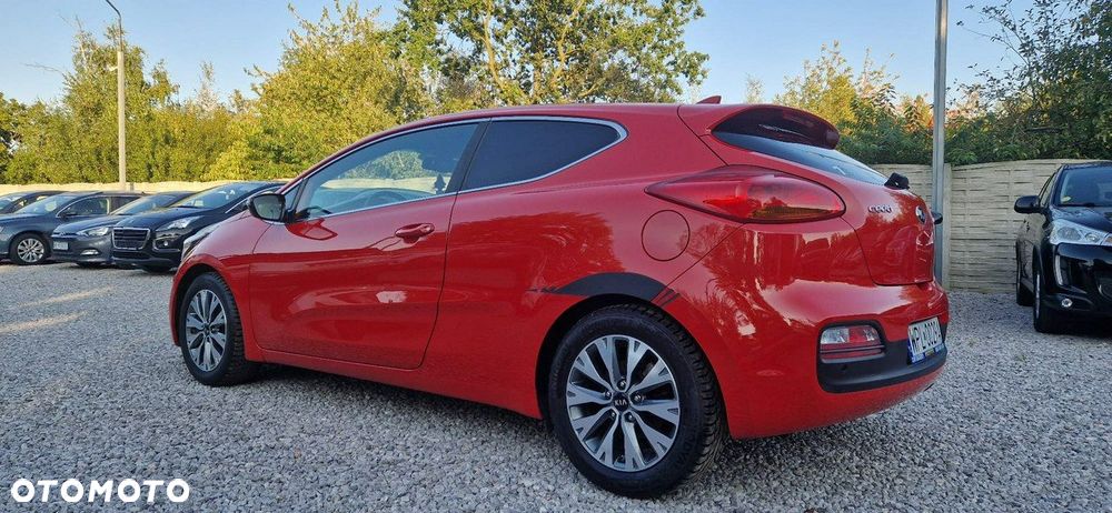 Kia ProCeed - 4