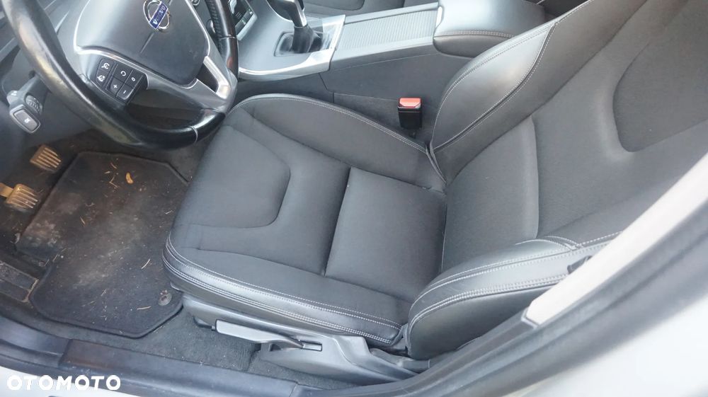 Volvo V60 D2 Linje Svart - 5