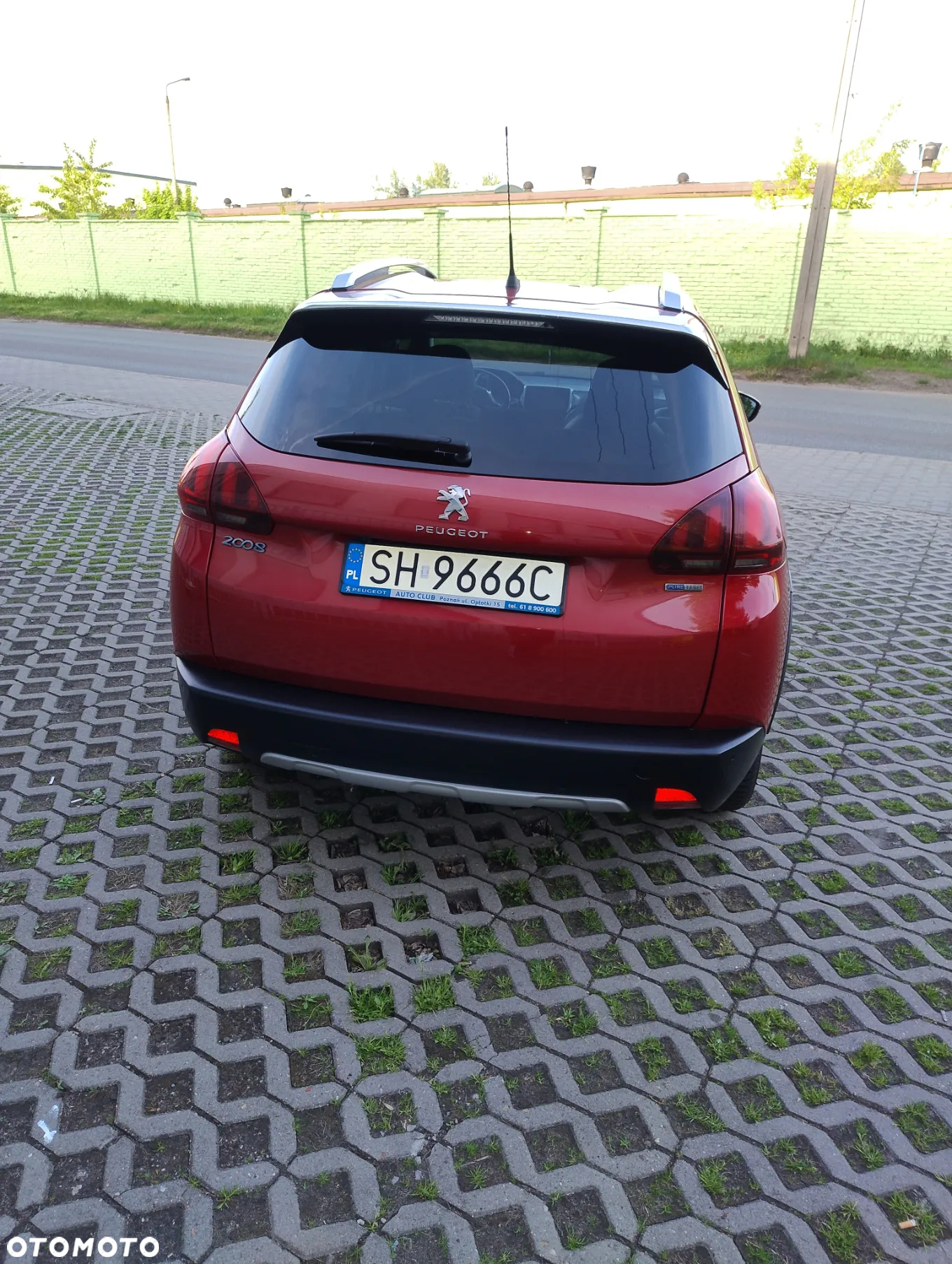 Peugeot 2008 1.2 Pure Tech GPF Allure S&S - 7