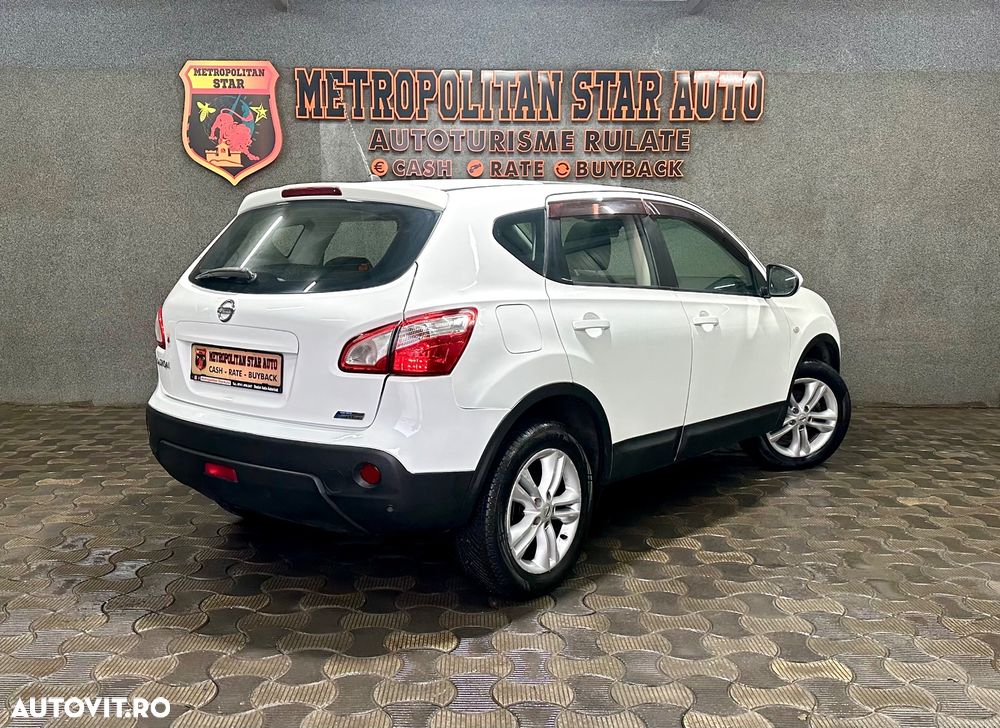 Nissan Qashqai - 4