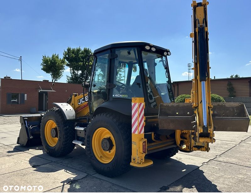 JCB 4CX ECO - 33