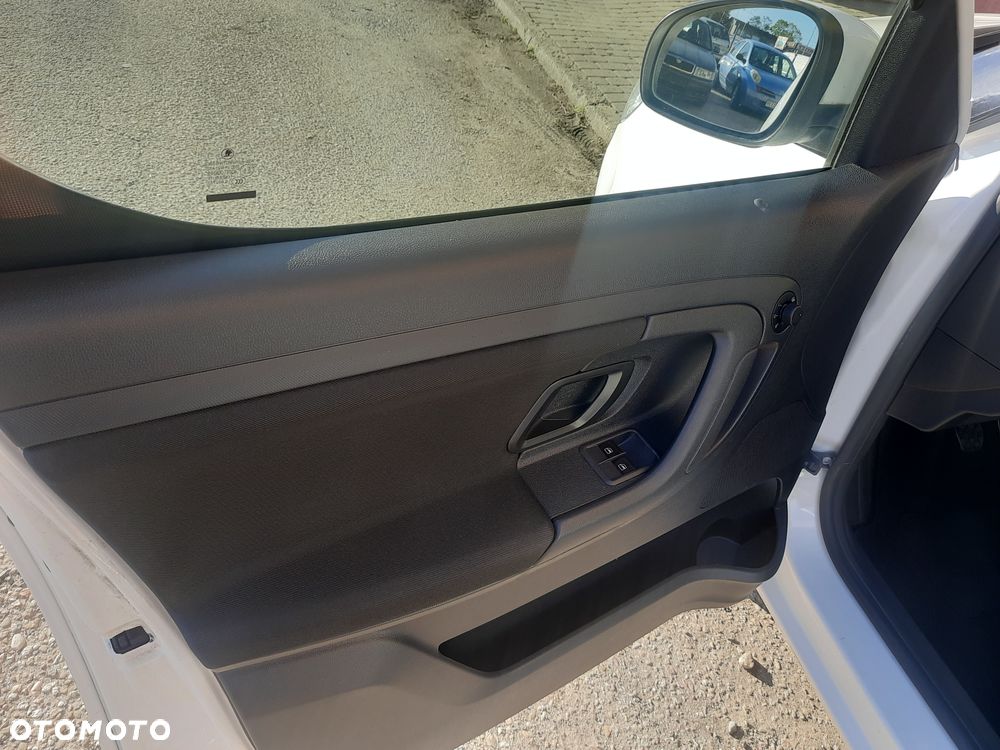 Skoda Roomster 1.2 Active - 13