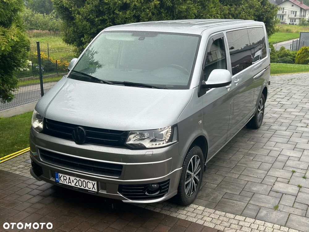 Volkswagen Caravelle - 1