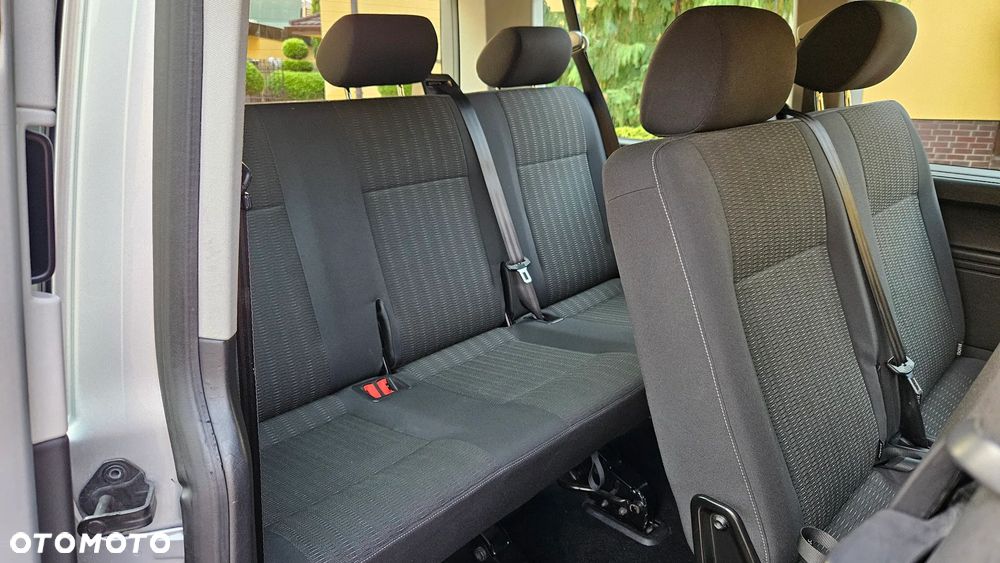 Volkswagen Caravelle 2.0 TDI L1 Comfortline - 9