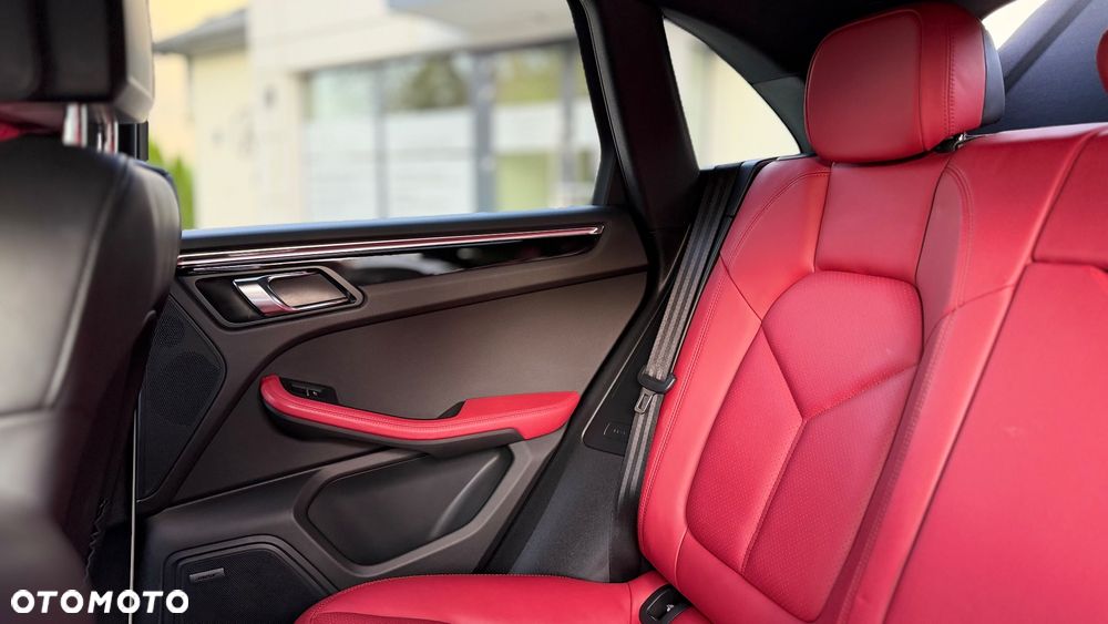 Porsche Macan S - 16