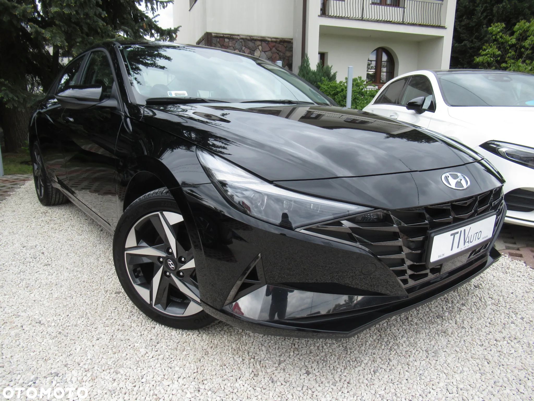 Hyundai Elantra 1.6 Executive CVT - 1