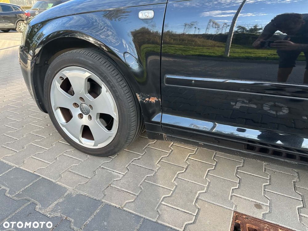 Audi A3 3-drzwiowe 1.6 Ambition - 19