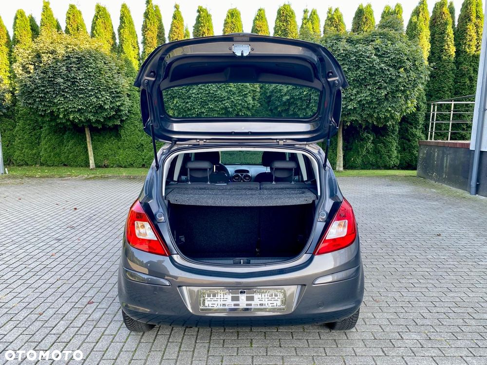 Opel Corsa - 8