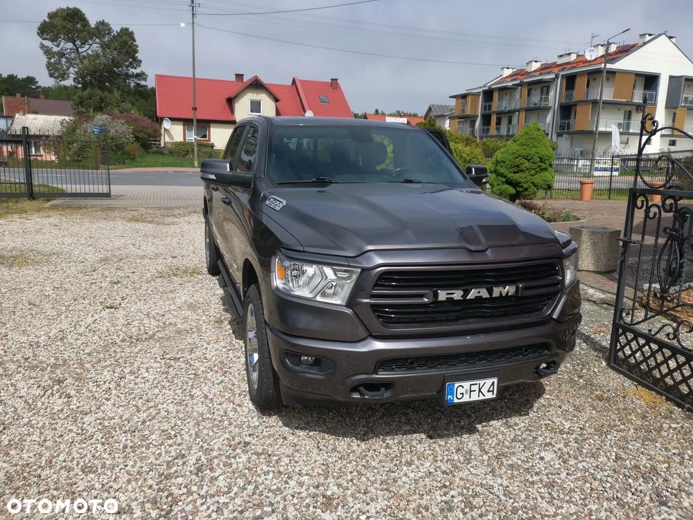 RAM 1500 5.7 Crew Cab Bighorn - 17