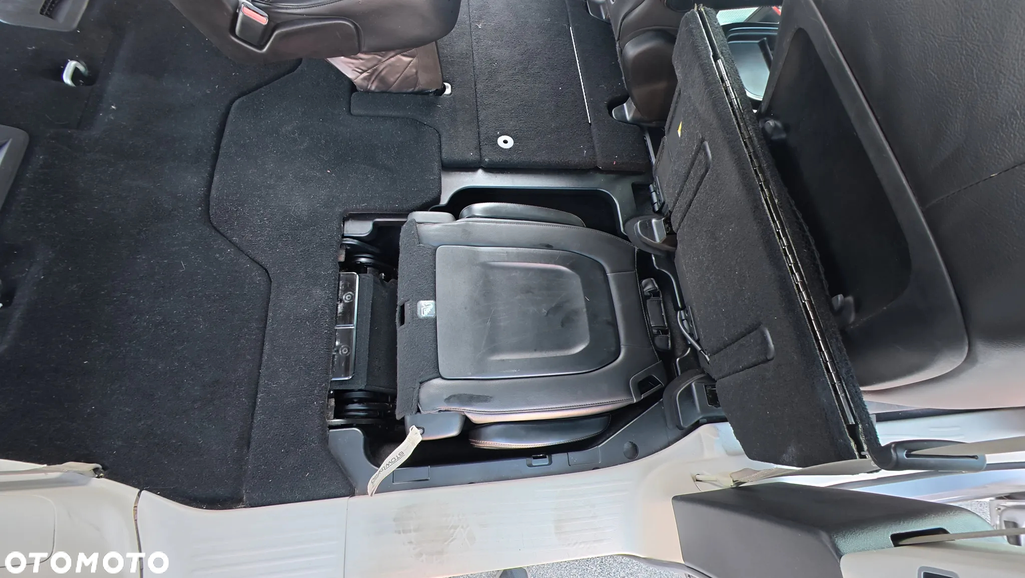 Chrysler Pacifica - 17