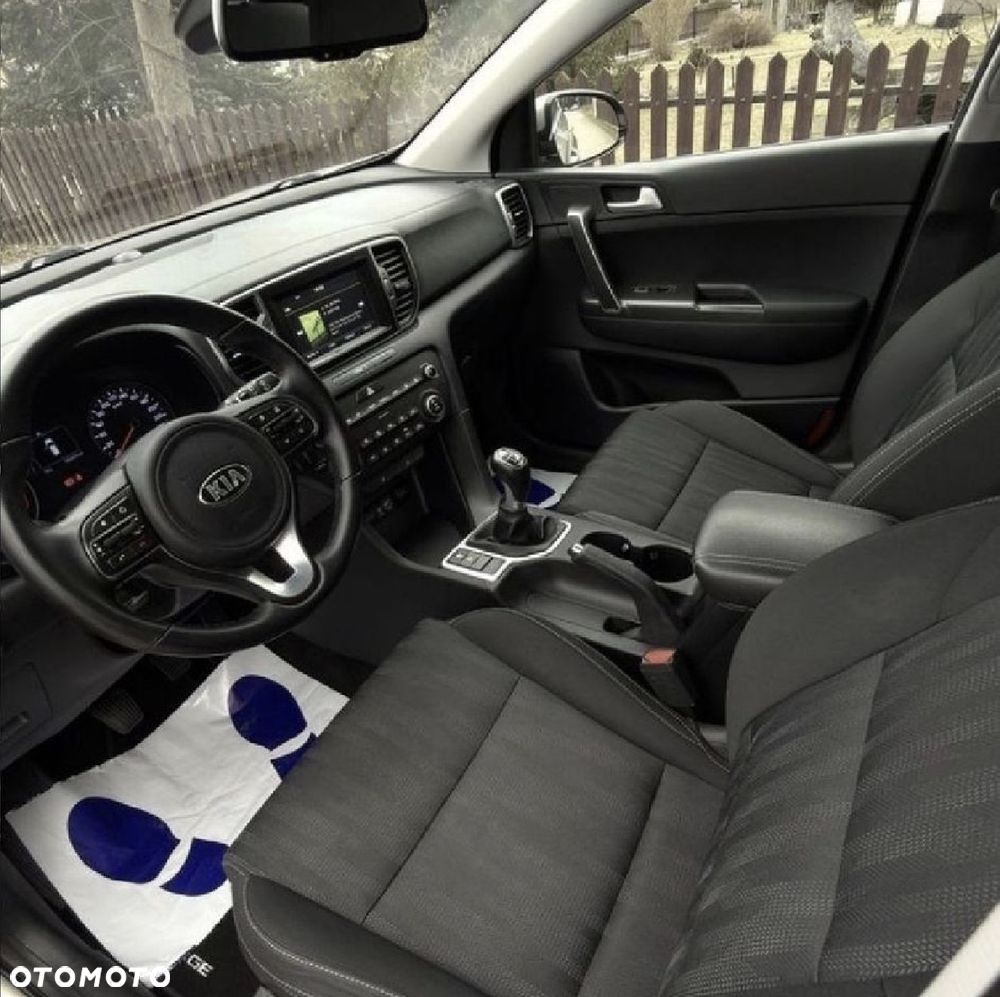 Kia Sportage - 12