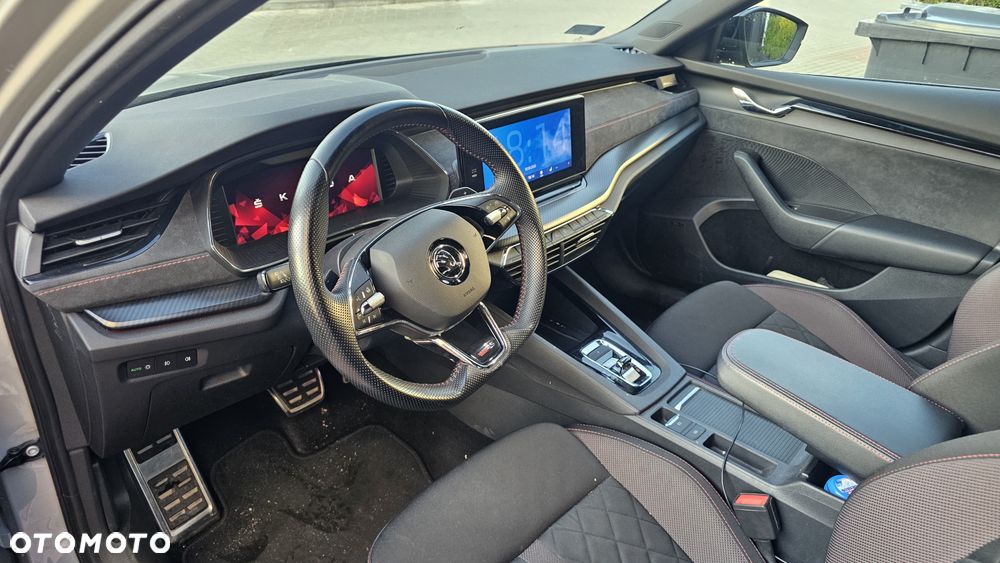 Skoda Octavia 2.0 TSI RS 245 DSG - 24