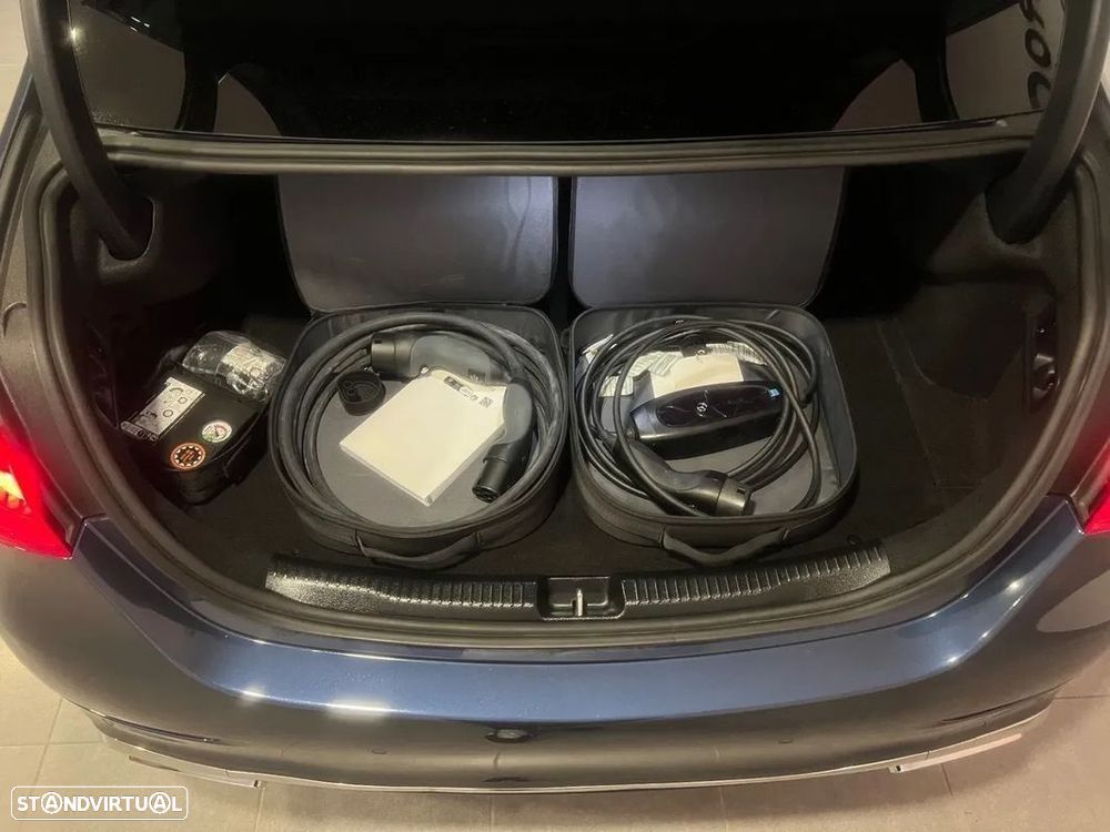 Mercedes-Benz C 300 - 30