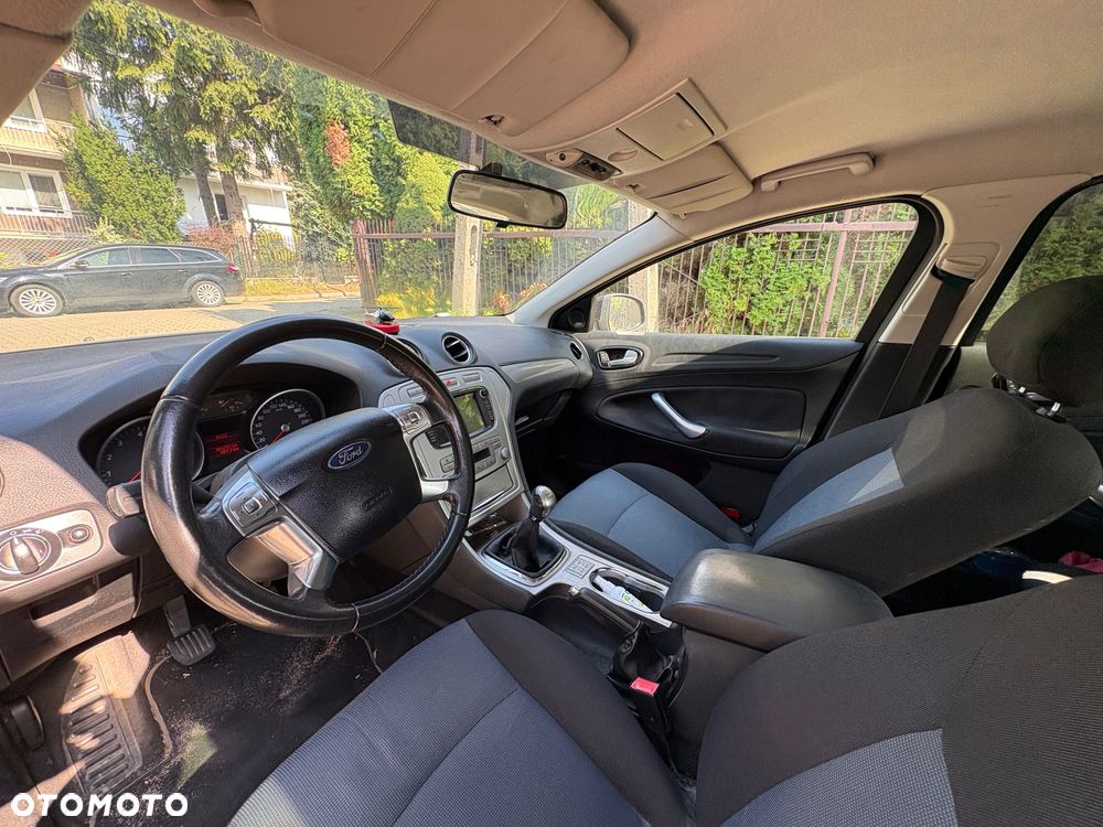 Ford Mondeo - 4