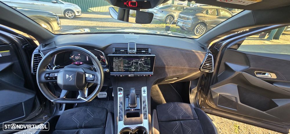 DS DS7 Crossback E-Tense Performance Line+ EAT8 - 17