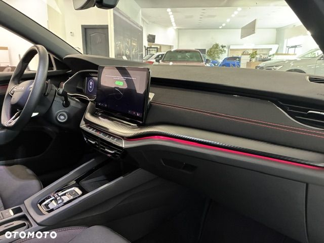 Skoda Octavia 2.0 TSI RS DSG - 18