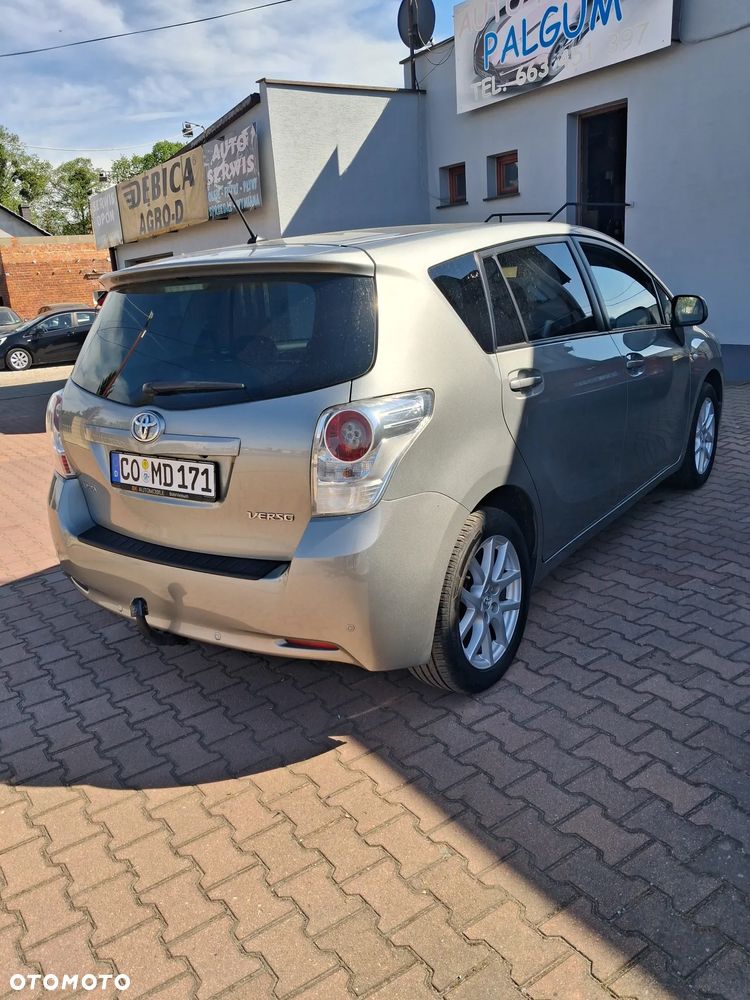 Toyota Verso - 6