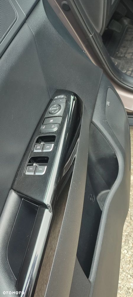 Kia Sportage 1.6 GDI L 2WD - 14
