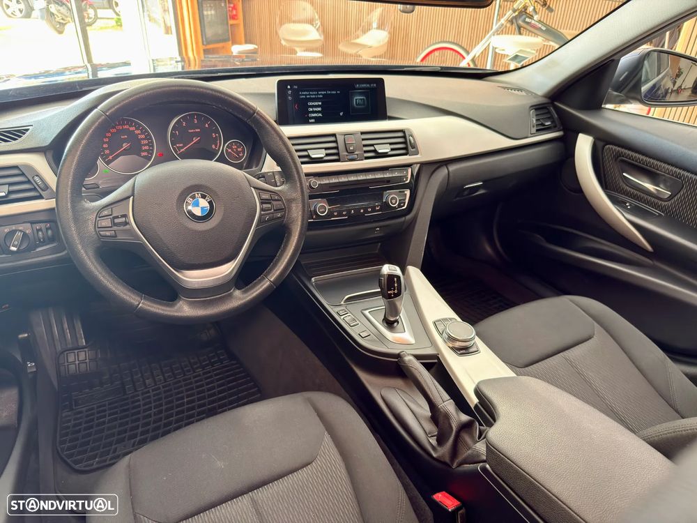 BMW 318 d Touring Line Sport Auto - 13