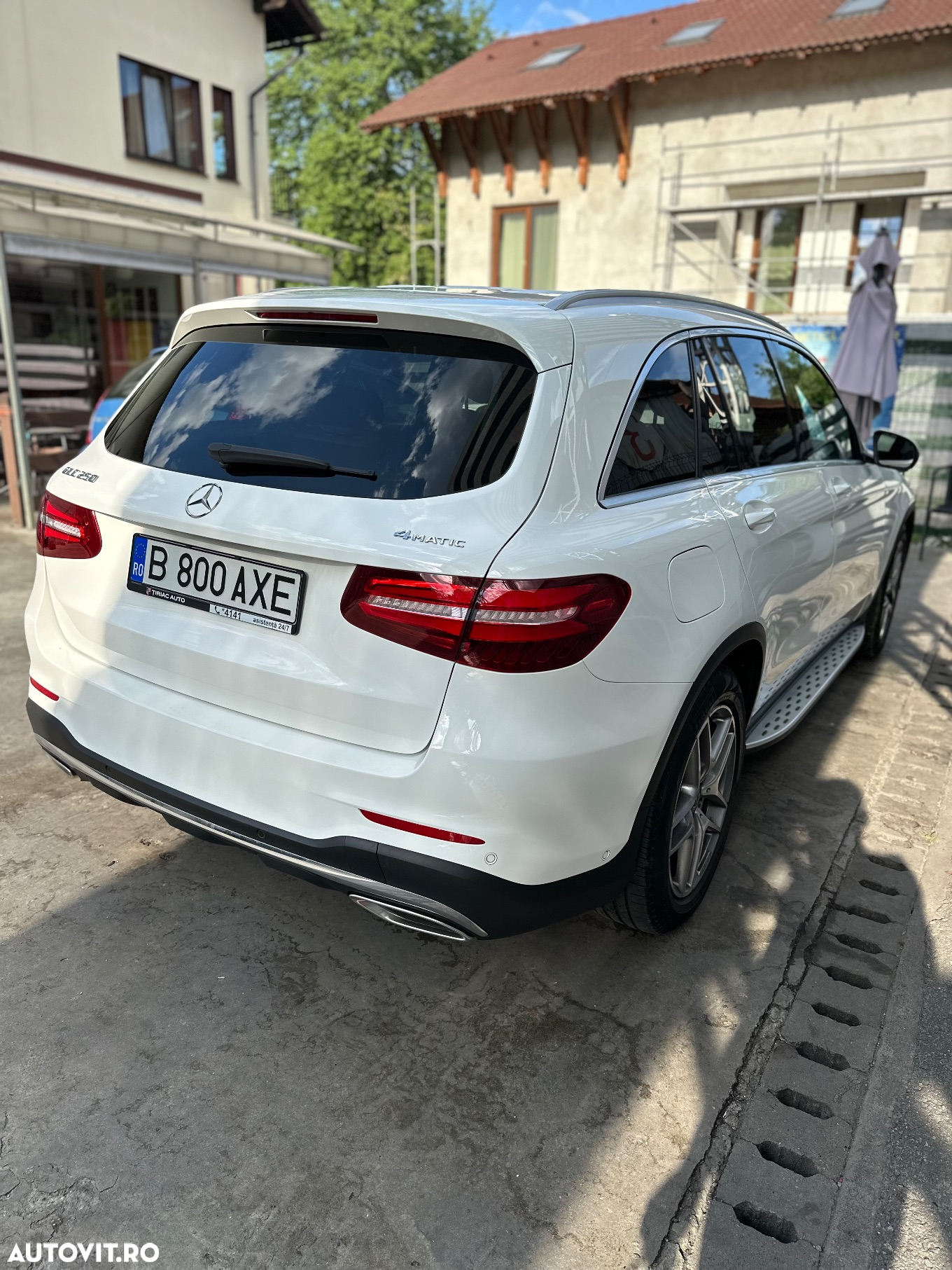 Mercedes-Benz GLC 250 4Matic 9G-TRONIC AMG Line - 4