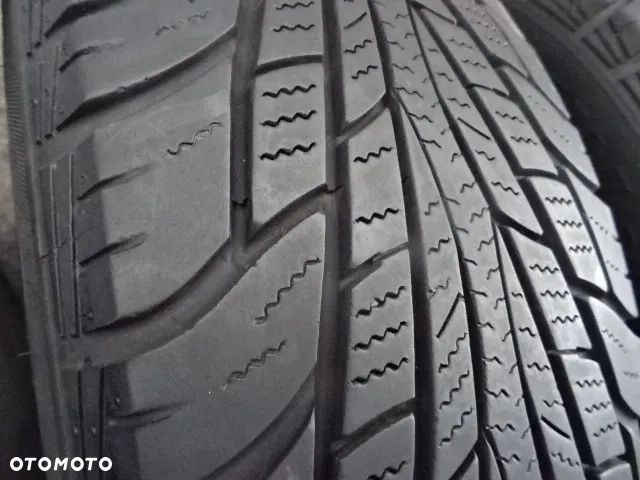 205/70/R16 97H MAXXIS VICTRA SUV - 3