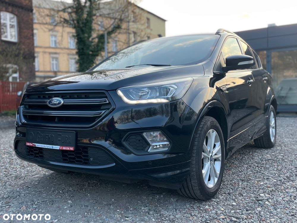 Ford Kuga 1.5 EcoBoost 2x4 ST-Line - 2
