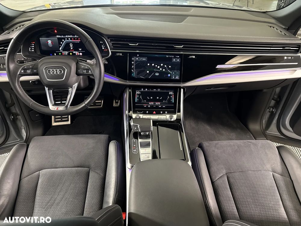 Audi Q8 - 10