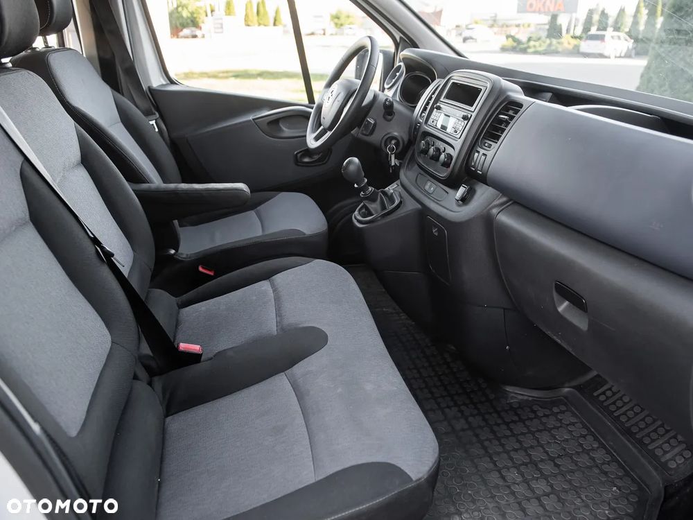 Opel Vivaro - 21