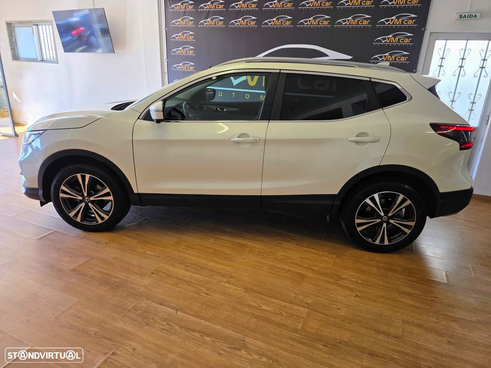 Nissan Qashqai 1.5 dCi N-Connecta Led - 11