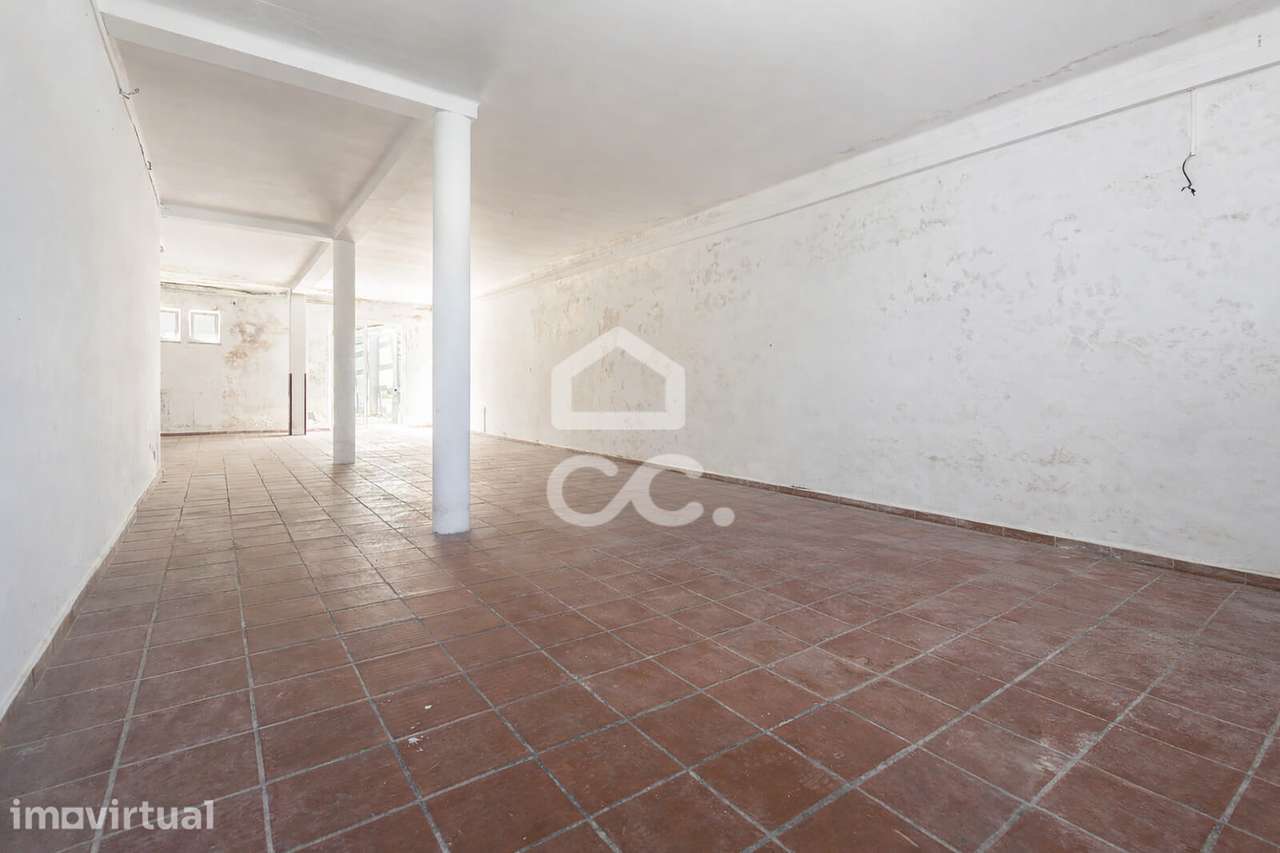 Espaço Comercial c/ 169 m² na Av. dos Salesianos, em Évora - Grande imagem: 5/28